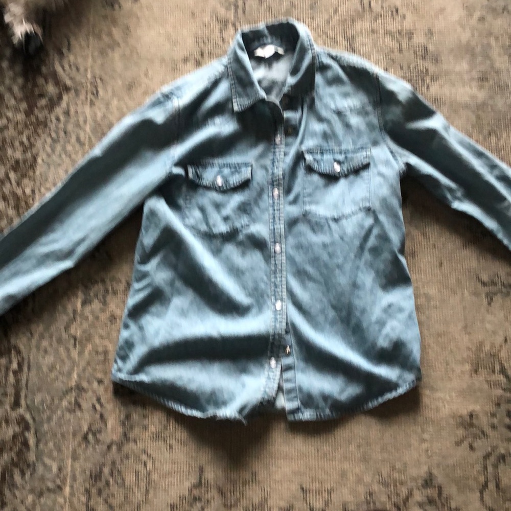 Garnet hill snap denim shirt